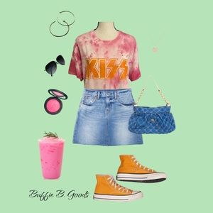 Tie-dye Gilde tee with Kiss print